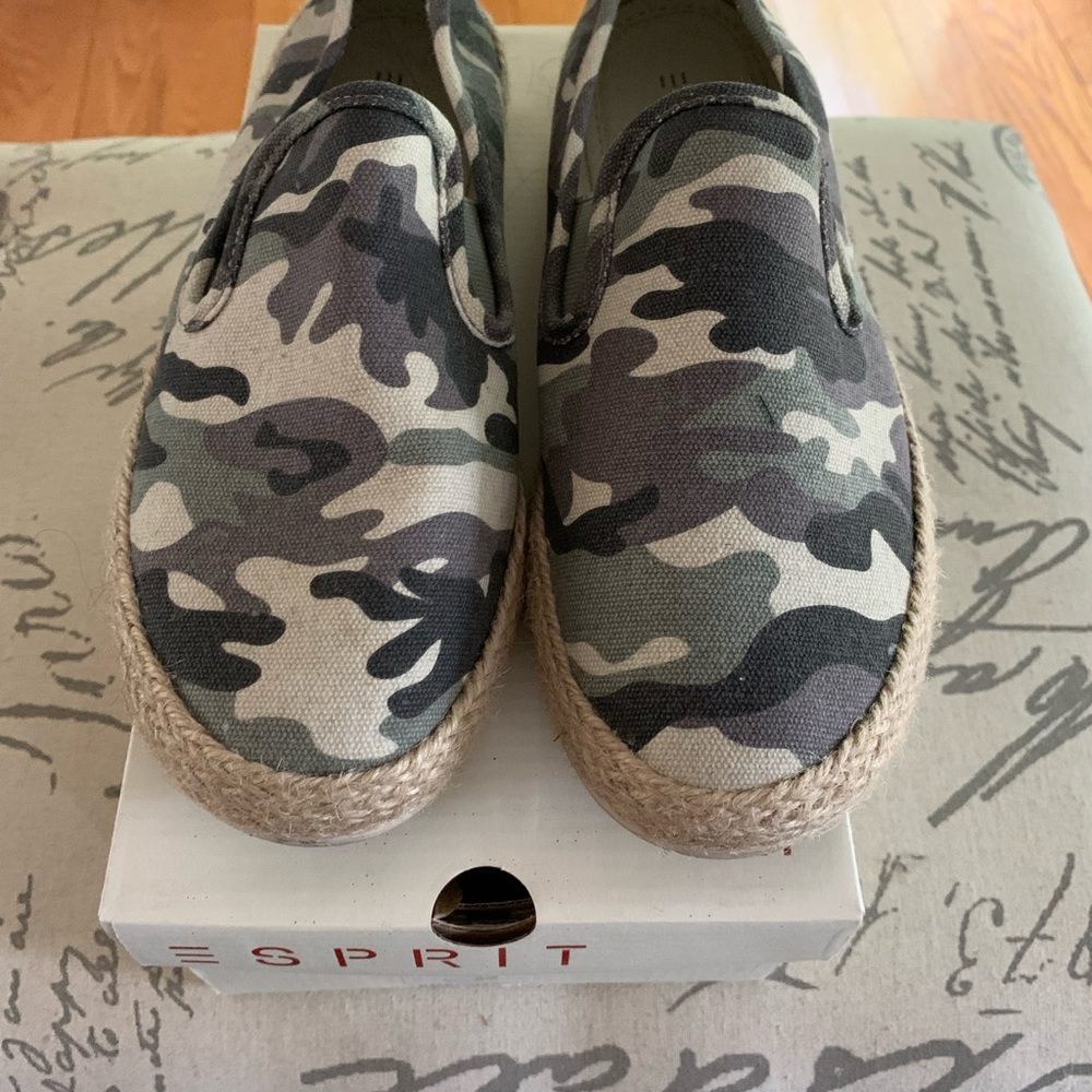 Esprit Camouflage Espadrille Slip-Ons